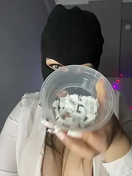 Snapshot of maryam-6 chatting on February 16, 2026, 8:49 pm maryam-6 online show from February 16, 2026, 8:49 pm