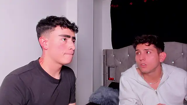 Snapshot of naughtysalomonn chatting on April 9, 2026, 12:10 am naughtysalomonn online show from April 9, 2026, 12:10 am