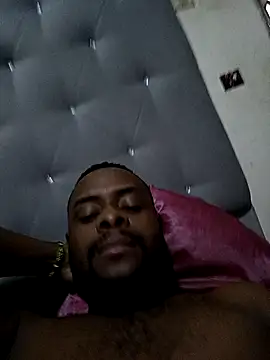 Tuverdugo12 online show from February 16, 2026, 2:24 pm