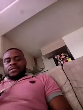 Tuverdugo12 online show from March 1, 2026, 11:18 pm