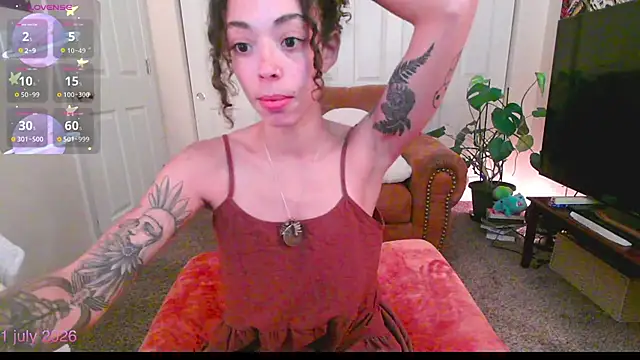 Snapshot of gunzinrose chatting on July 2, 2026, 1:27 am gunzinrose online show from July 2, 2026, 1:27 am