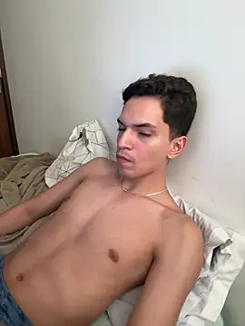 Snapshot of Heliox_noir chatting on February 4, 2026, 9:42 pm Heliox noir online show from February 4, 2026, 9:42 pm