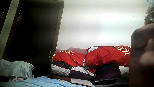 bialoba7 online show from December 13, 2025, 11:32 pm