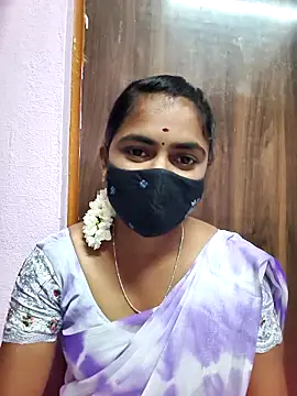 Tamil Hot Shana online show from April 4, 2026, 1:52 pm