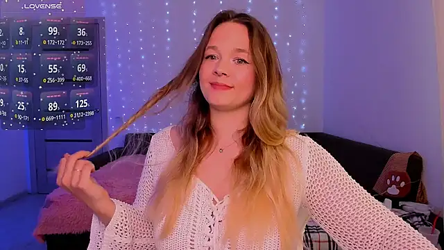 Snapshot of evilla_brill chatting on February 6, 2026, 9:01 am evilla brill online show from February 6, 2026, 9:01 am