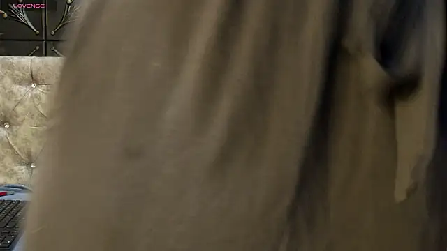 KlaraMuse online show from February 14, 2026, 4:04 pm