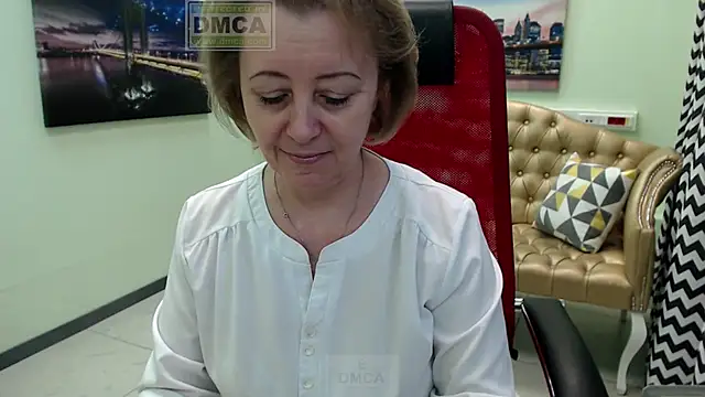 MONA W online show from February 20, 2026, 11:32 am