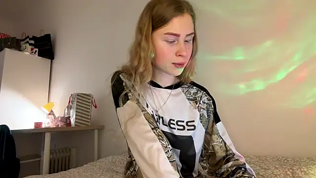 Flexiblegirl online show from February 12, 2026, 4:35 pm