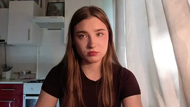 LissaBliss online show from May 17, 2026, 2:02 pm
