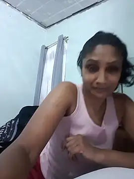 sexykajol2001 online show from April 9, 2026, 4:01 pm