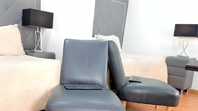 Snapshot of Oliviia_williams chatting on February 11, 2026, 11:37 am Oliviia williams online show from February 11, 2026, 11:37 am