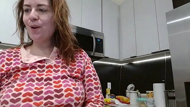 HazelSkyesChat online show from February 14, 2026, 5:53 pm