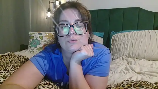 HazelSkyesChat online show from April 1, 2026, 11:46 pm