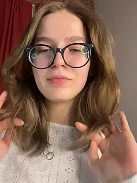 MyKittySayMeow online show from February 25, 2026, 8:40 pm