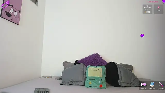 Cherry violeta online show from February 19, 2026, 1:51 pm