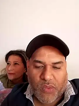 wessAndSandri online show from March 28, 2026, 9:03 pm