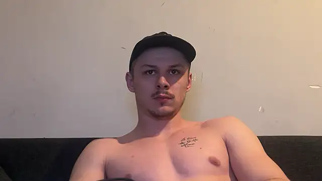 Snapshot of Lucas328706 chatting on March 2, 2026, 7:54 pm Lucas328706 online show from March 2, 2026, 7:54 pm