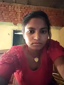 Snapshot of Gungun_thakur chatting on May 21, 2026, 6:42 am Gungun thakur online show from May 21, 2026, 6:42 am