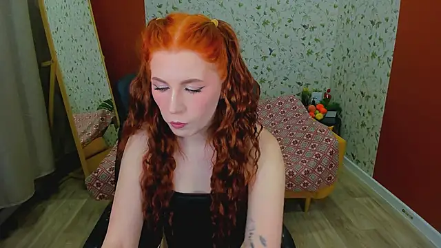 MiraBoom online show from February 19, 2026, 9:44 pm