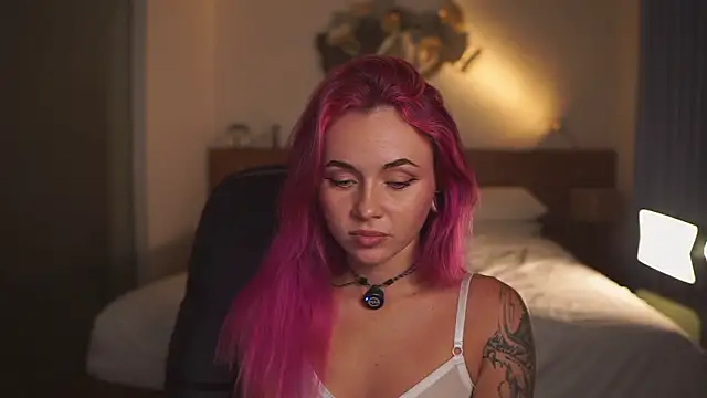 Sarah Pink online show from March 9, 2026, 1:59 pm