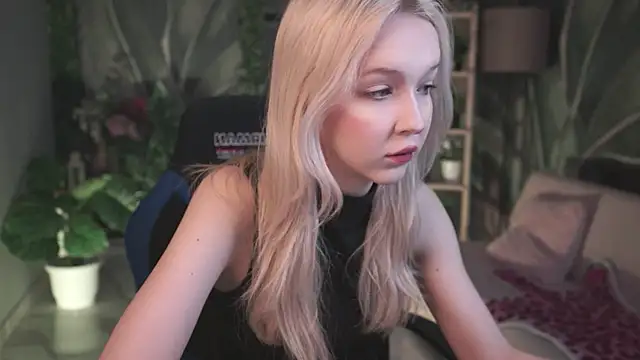 Snapshot of MaoqiBeverly chatting on February 19, 2026, 5:53 pm MaoqiBeverly online show from February 19, 2026, 5:53 pm