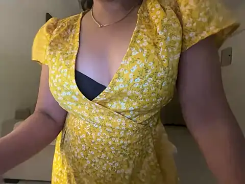 Anna girl22 online show from May 19, 2026, 2:01 pm