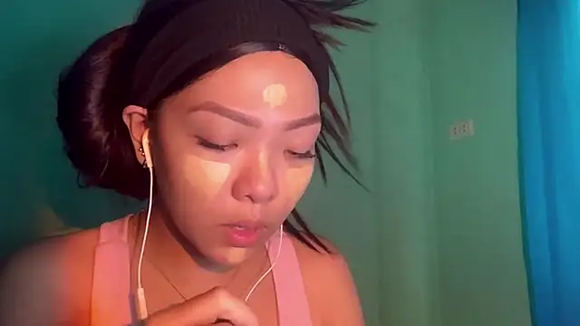 TerisaYellow online show from February 12, 2026, 6:19 am