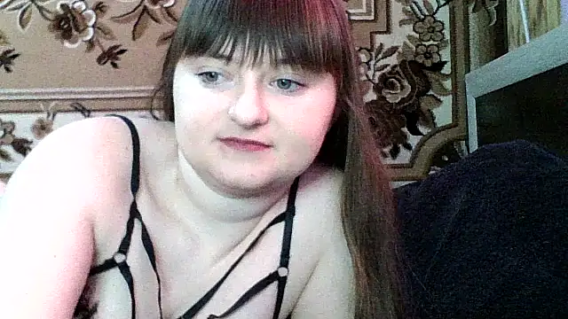 Snapshot of LuckyLust15 chatting on February 5, 2026, 10:31 am LuckyLust15 online show from February 5, 2026, 10:31 am