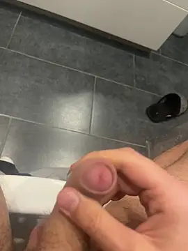 pipo123ita online show from February 7, 2026, 5:05 pm