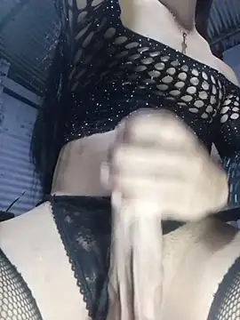 Snapshot of Doll_Geishaa chatting on February 3, 2026, 1:26 am Doll Geishaa online show from February 3, 2026, 1:26 am