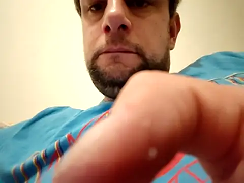 Snapshot of NiceToes43 chatting on March 2, 2026, 6:04 pm NiceToes43 online show from March 2, 2026, 6:04 pm