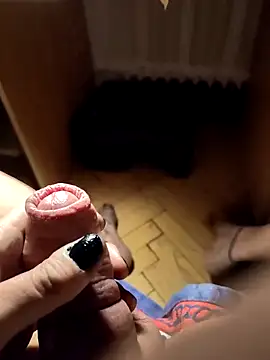 NiceToes43 online show from April 14, 2026, 3:34 am