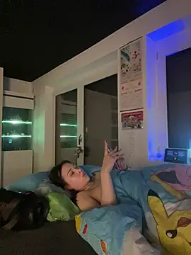 Just-Lilly online show from May 31, 2026, 2:42 am