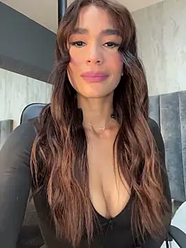 Snapshot of SofiaRivero chatting on February 8, 2026, 8:23 pm SofiaRivero online show from February 8, 2026, 8:23 pm