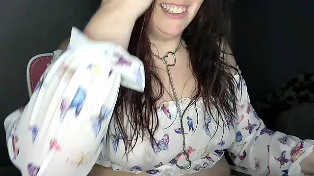 ReyaJay online show from February 16, 2026, 11:01 pm