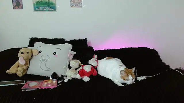 miadavisXXX online show from March 26, 2026, 8:03 pm