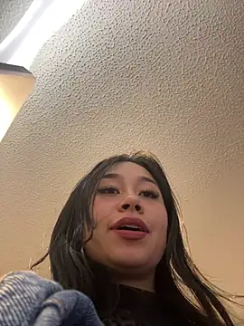 SavageBond  online show from February 16, 2026, 5:47 am