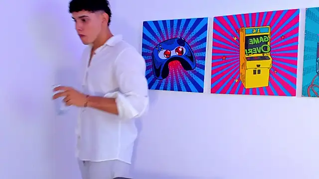 justin payn14 online show from February 19, 2026, 7:21 pm