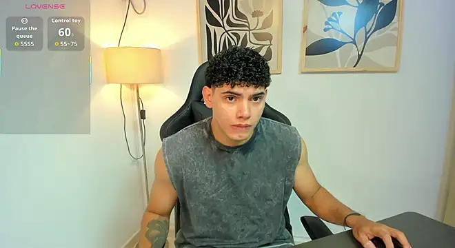 Snapshot of justin_payn14 chatting on July 1, 2026, 12:51 pm justin payn14 online show from July 1, 2026, 12:51 pm