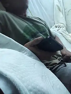 Snapshot of bigbooietx chatting on February 12, 2026, 9:21 pm bigbooietx online show from February 12, 2026, 9:21 pm