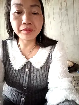 baby 112233 online show from April 5, 2026, 4:53 am