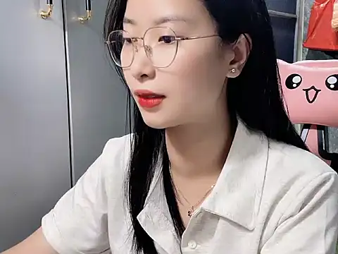 Snapshot of Linne6789 chatting on March 2, 2026, 3:09 am Linne6789 online show from March 2, 2026, 3:09 am