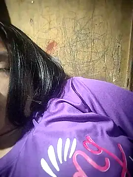 SweetKirsten69 online show from February 4, 2026, 3:51 pm