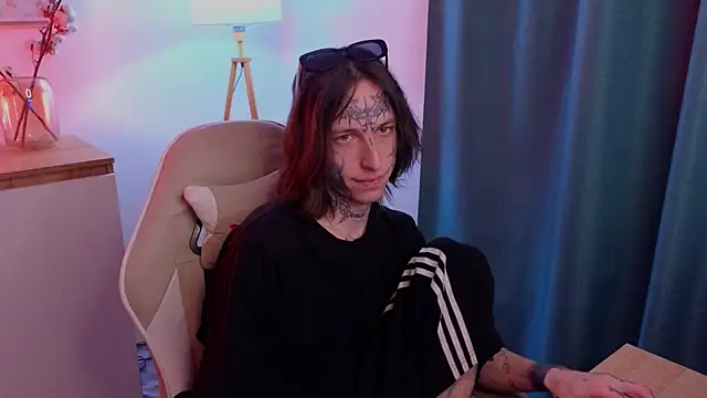 swagamee online show from April 15, 2026, 7:58 pm