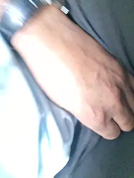 Snapshot of hot---boy1 chatting on February 25, 2026, 4:33 am hot---boy1 online show from February 25, 2026, 4:33 am