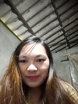 cute-hiphop online show from March 18, 2026, 2:58 am