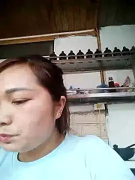 cute-hiphop online show from May 30, 2026, 3:47 am