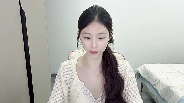 Snapshot of DYyyyyy-- chatting on February 8, 2026, 12:08 pm DYyyyyy-- online show from February 8, 2026, 12:08 pm