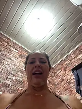 hotcasal69 online show from February 17, 2026, 8:26 pm