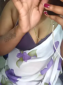 Snapshot of Chinnima143 chatting on February 28, 2026, 5:47 pm Chinnima143 online show from February 28, 2026, 5:47 pm